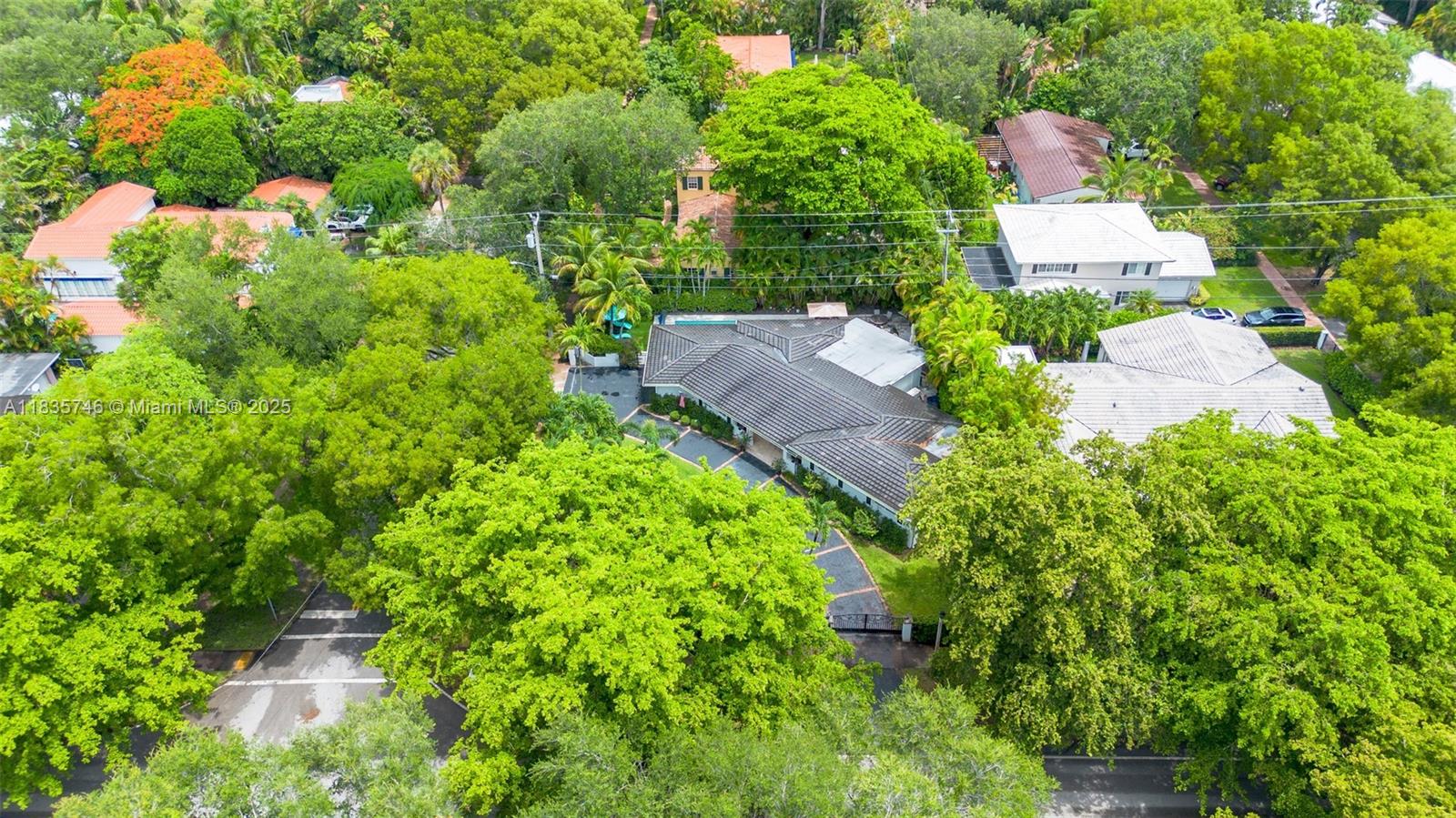 711 Sunset Rd, Coral Gables, Florida image 4