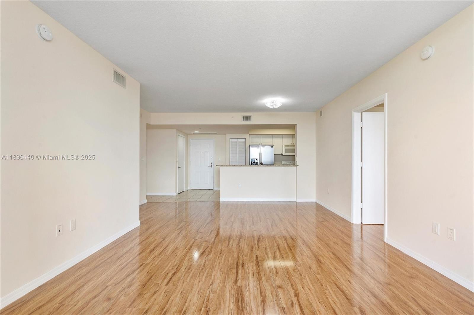 19501 W Country Club Dr #912, Aventura, Florida image 11