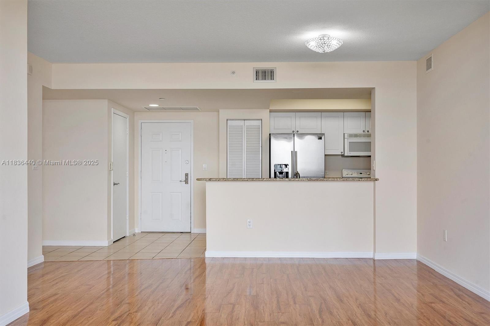 19501 W Country Club Dr #912, Aventura, Florida image 12