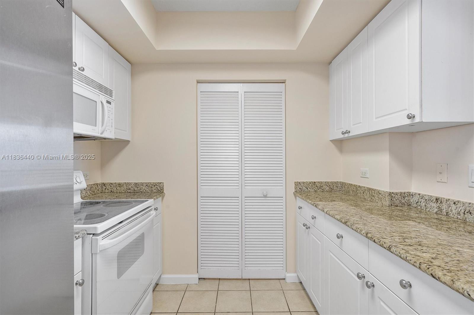 19501 W Country Club Dr #912, Aventura, Florida image 20