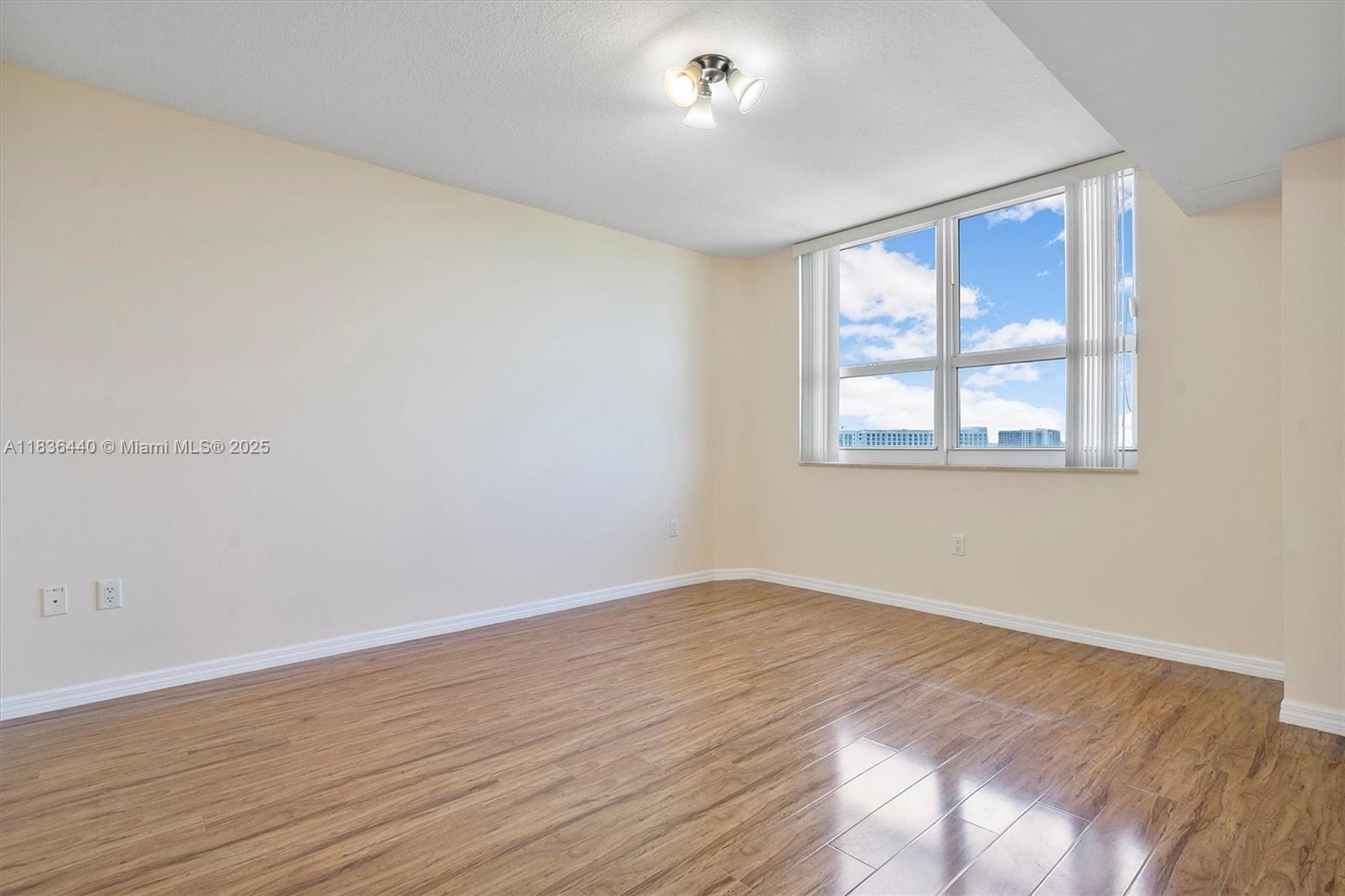 19501 W Country Club Dr #912, Aventura, Florida image 28