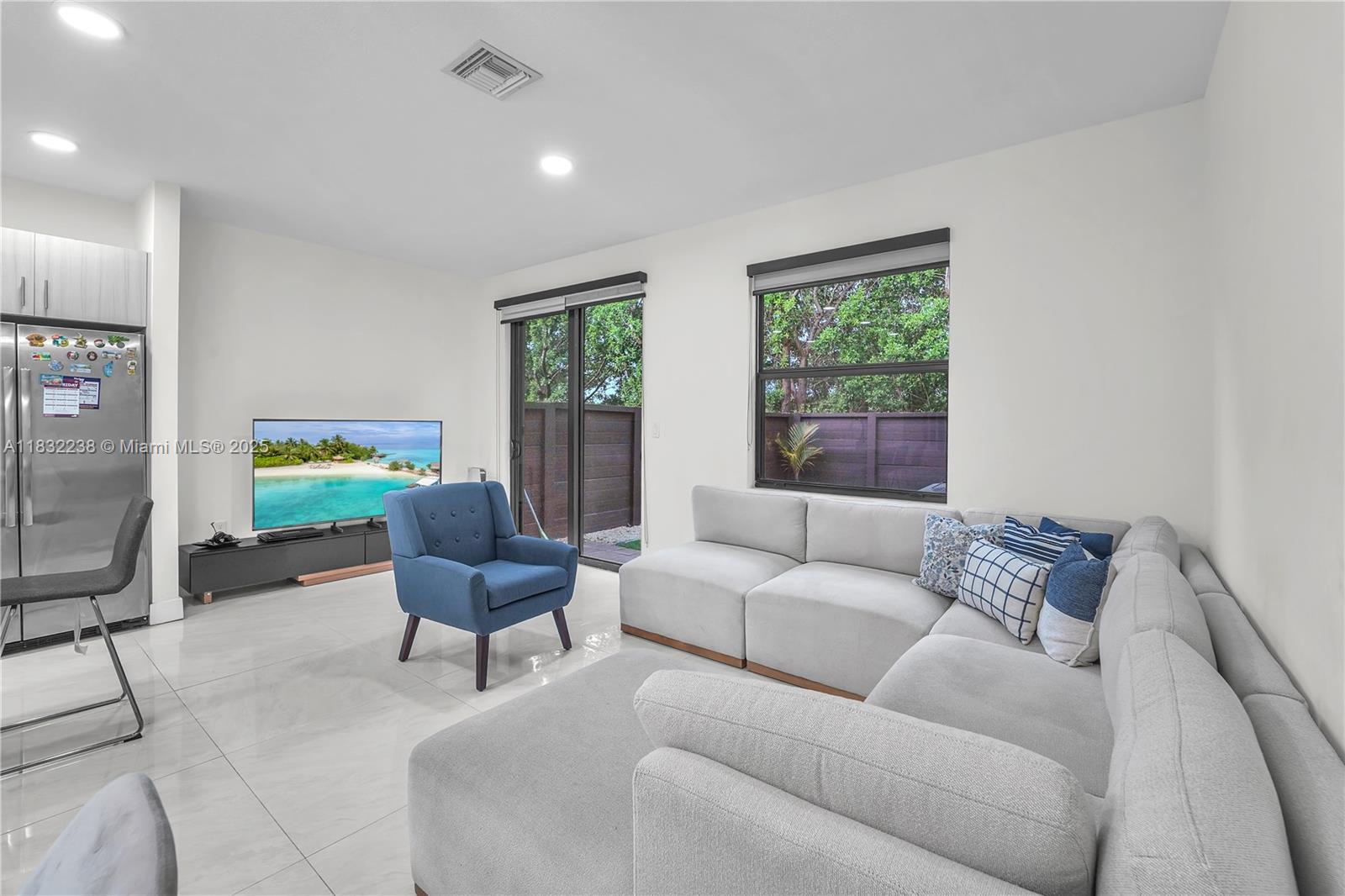 Property photo # 4