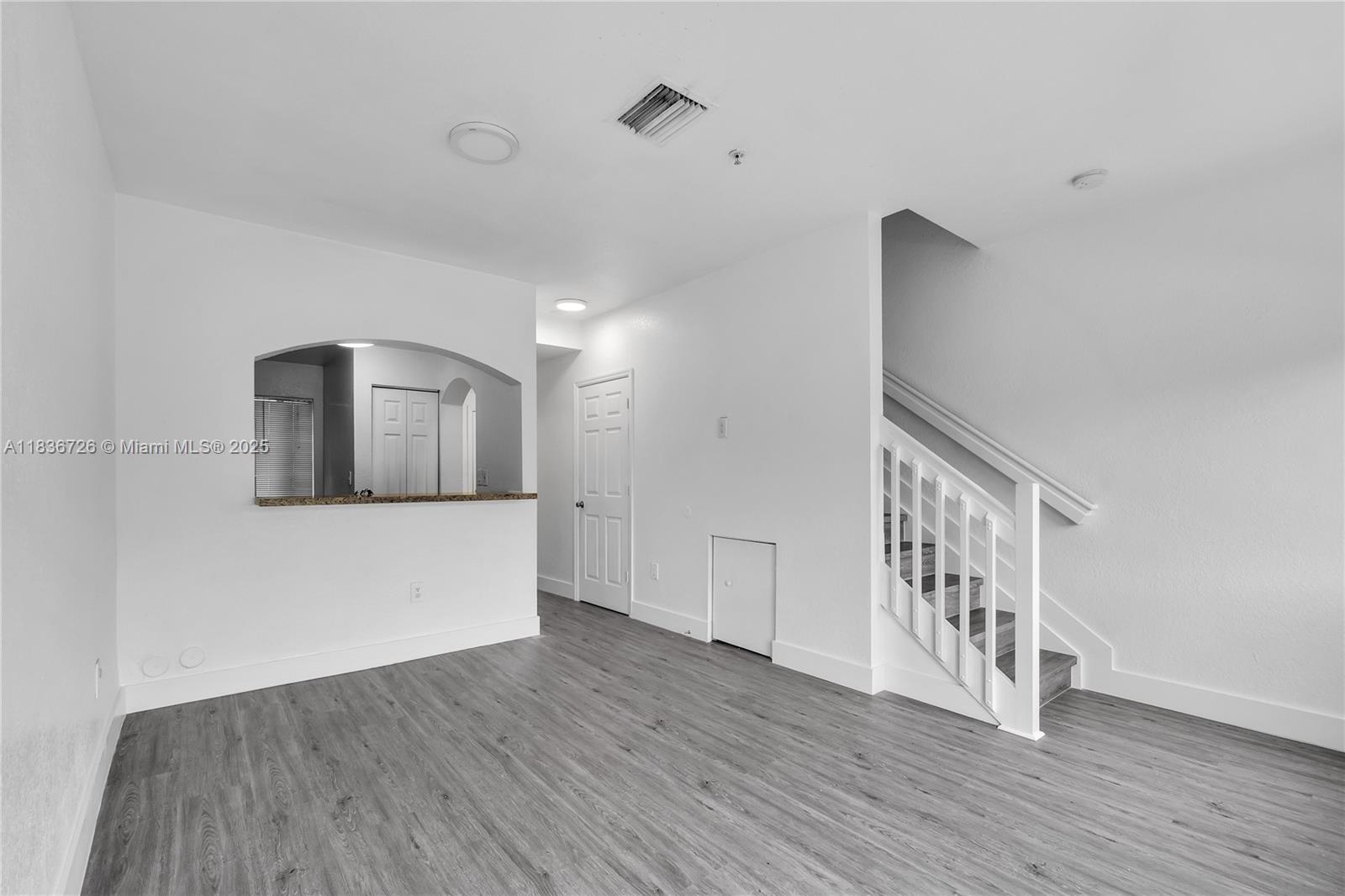 Property photo # 2