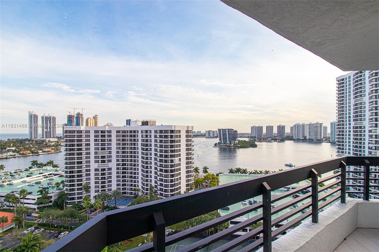 3500 Mystic Pointe Dr #1908, Aventura, Florida image 13