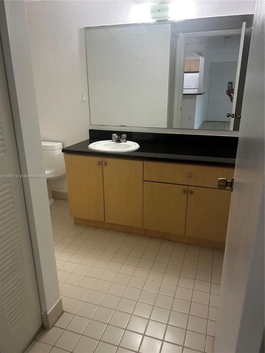 7110 NW 179th St #110, Hialeah, Florida image 11
