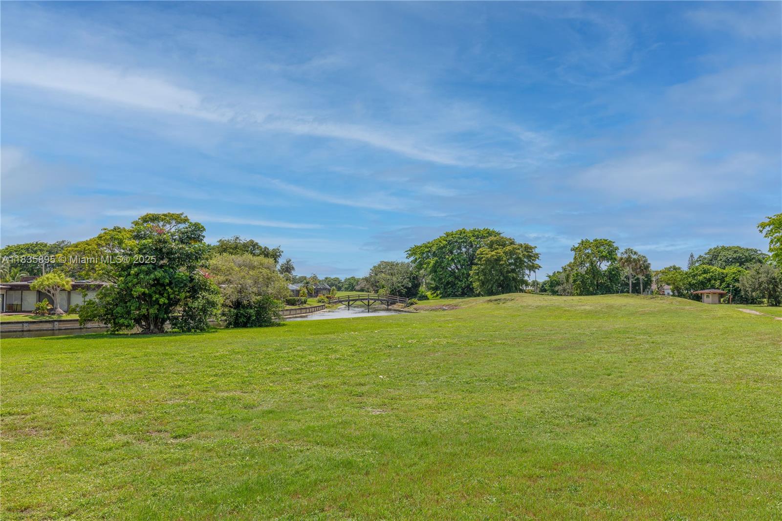 5712 White Hickory Cir, Tamarac, Florida image 41