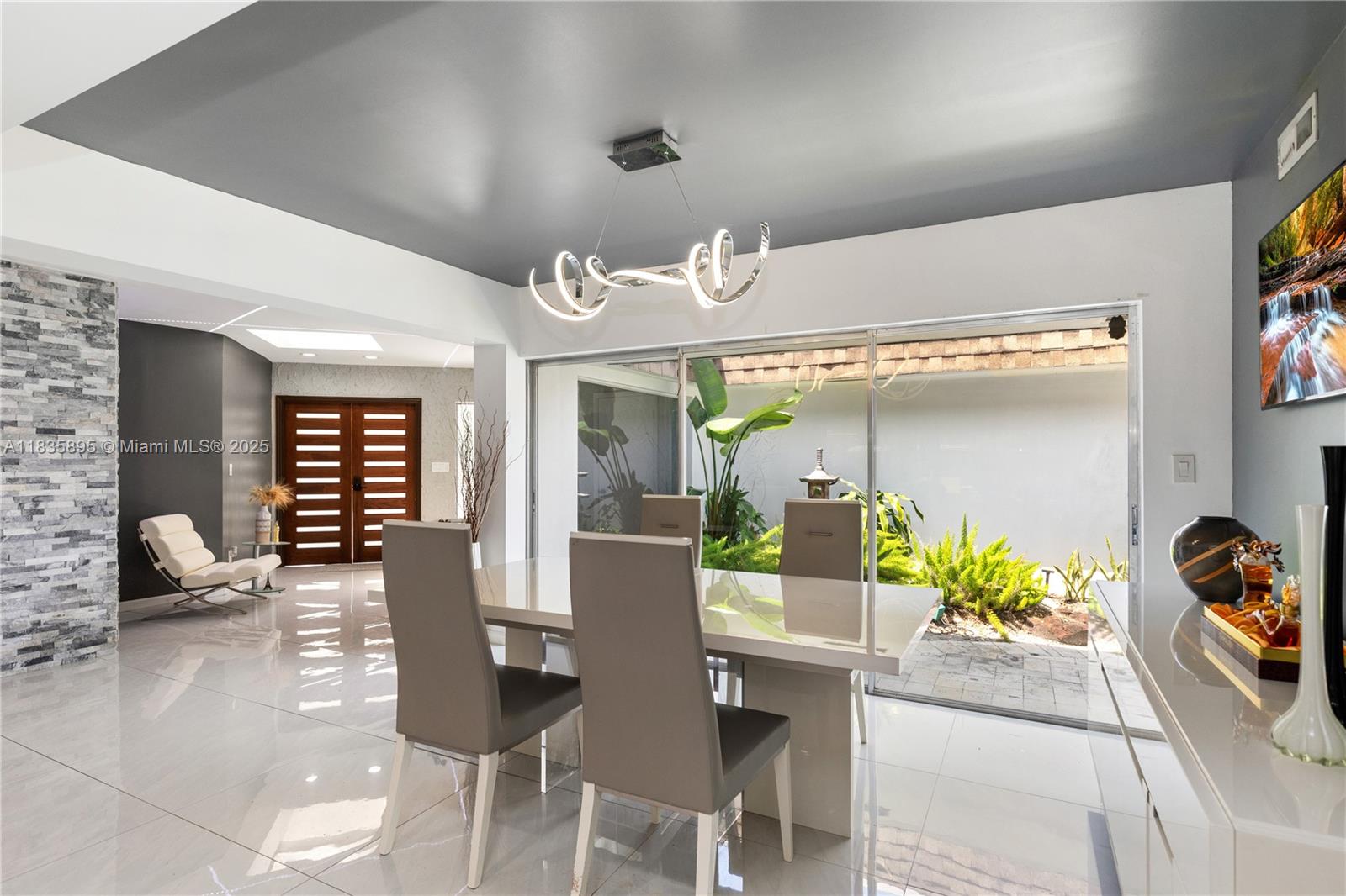 5712 White Hickory Cir, Tamarac, Florida image 7