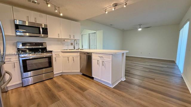 628 Turtle Run, Weston, Florida image 12