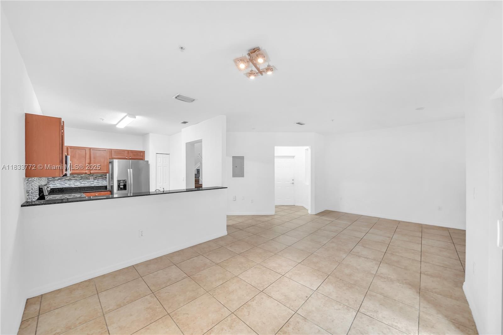 Property photo # 9