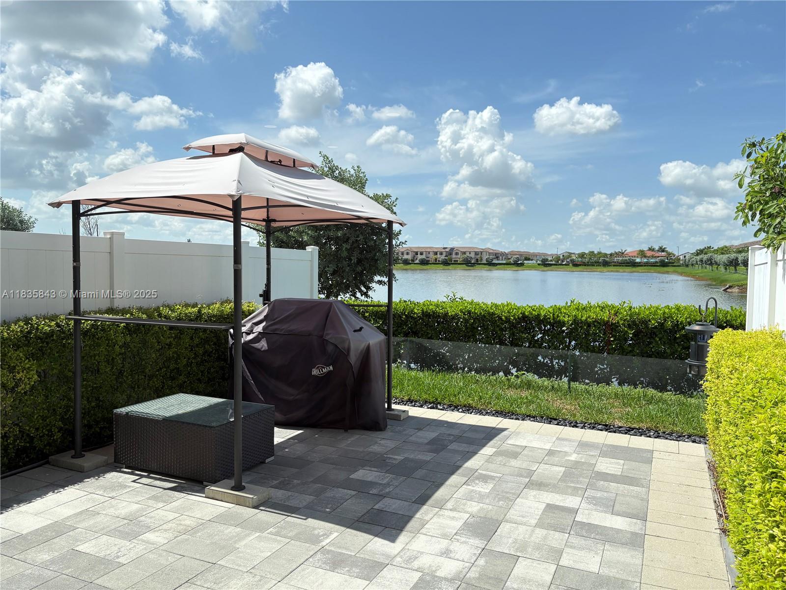 3482 114th Ter, Hialeah, Florida image 22