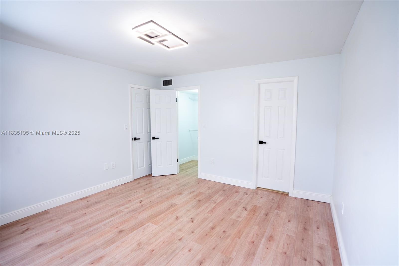 2780 N Pine Island Rd #211, Sunrise, Florida image 24