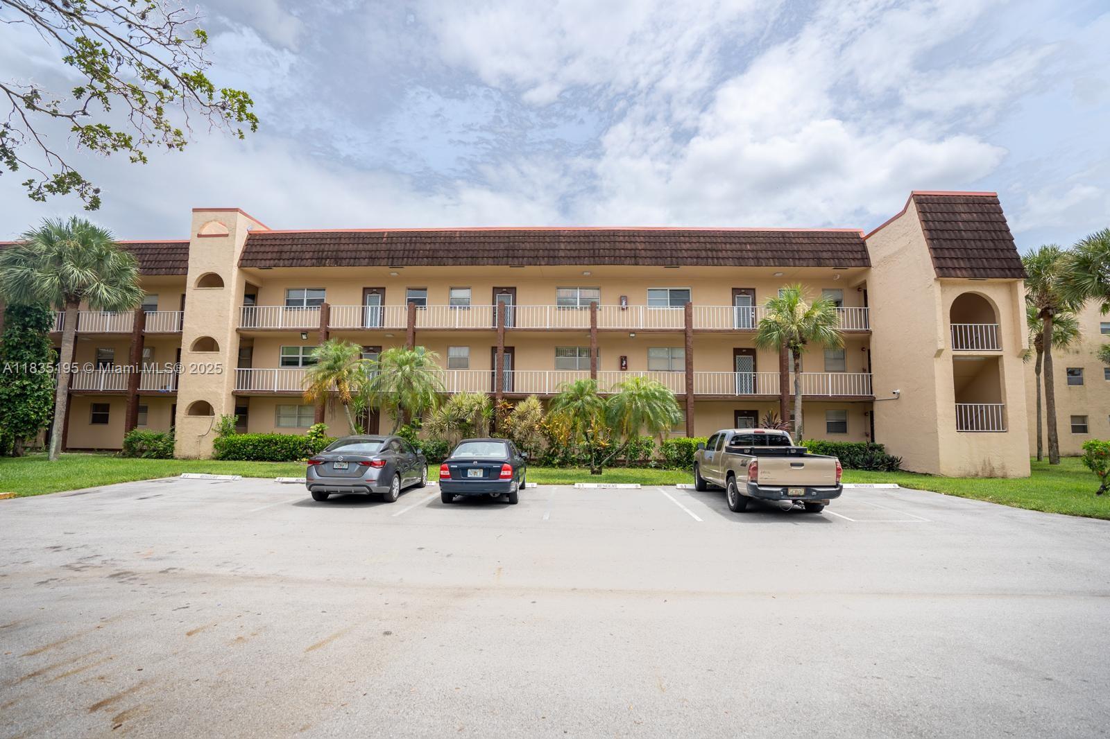 2780 N Pine Island Rd #211, Sunrise, Florida image 35