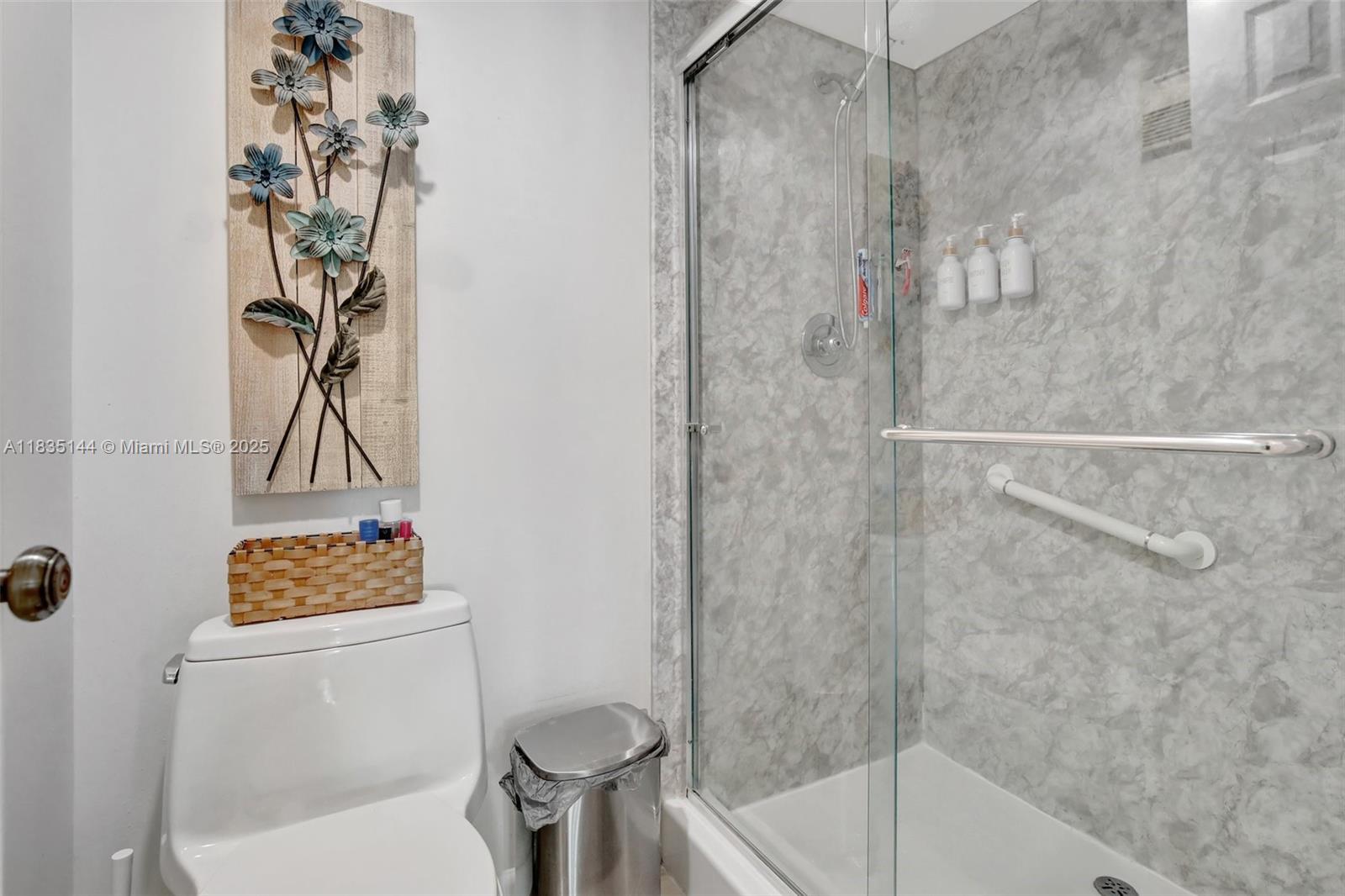 1532 Whitehall Dr #202, Davie, Florida image 19