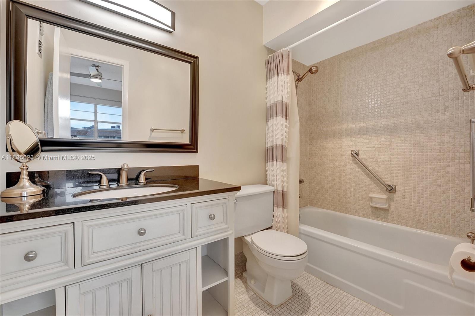 4805 NW 35th St #603, Lauderdale Lakes, Florida image 16