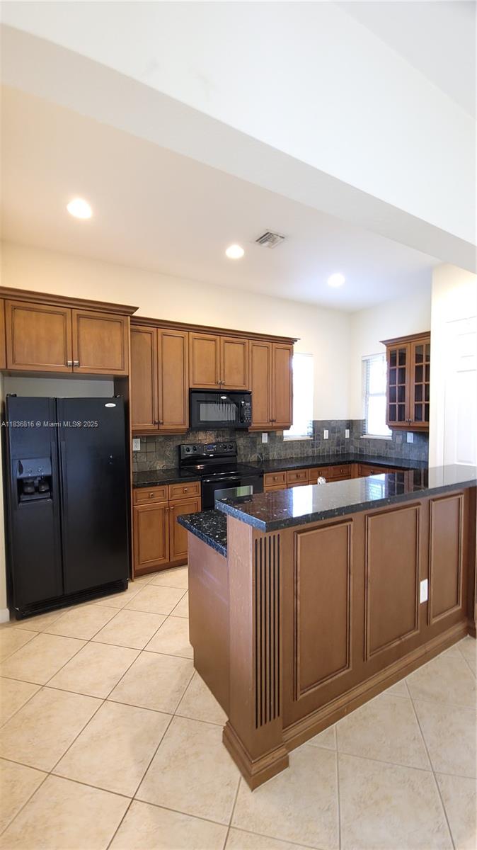 Property photo # 0