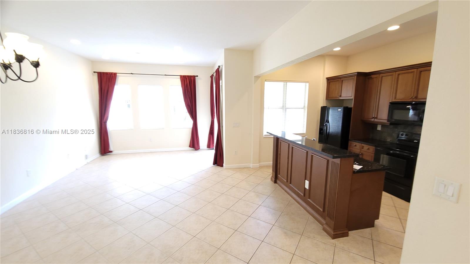 Property photo # 4
