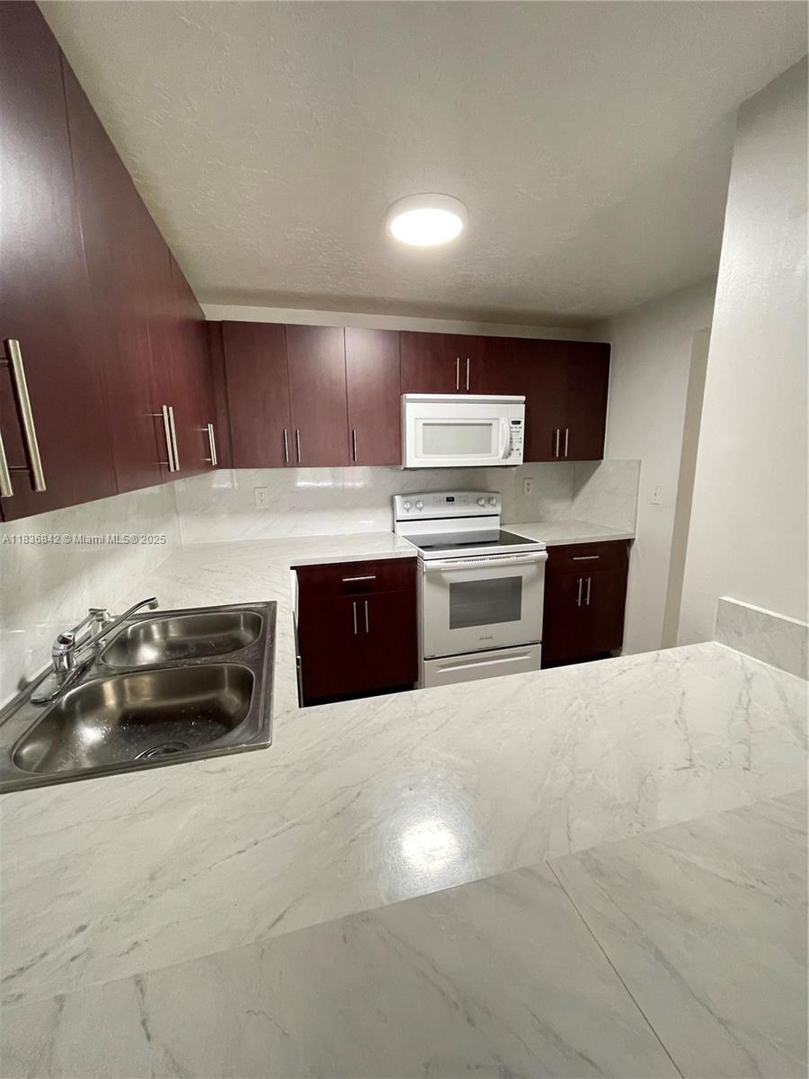 Property photo # 8