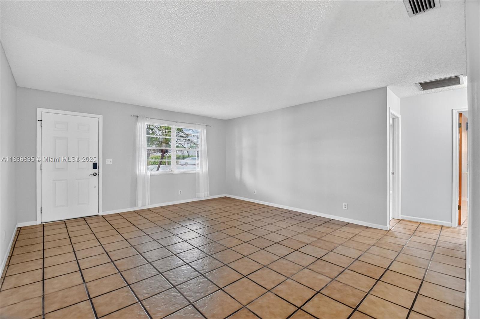 6858 S Congress Ave, Lake Worth, Florida image 2