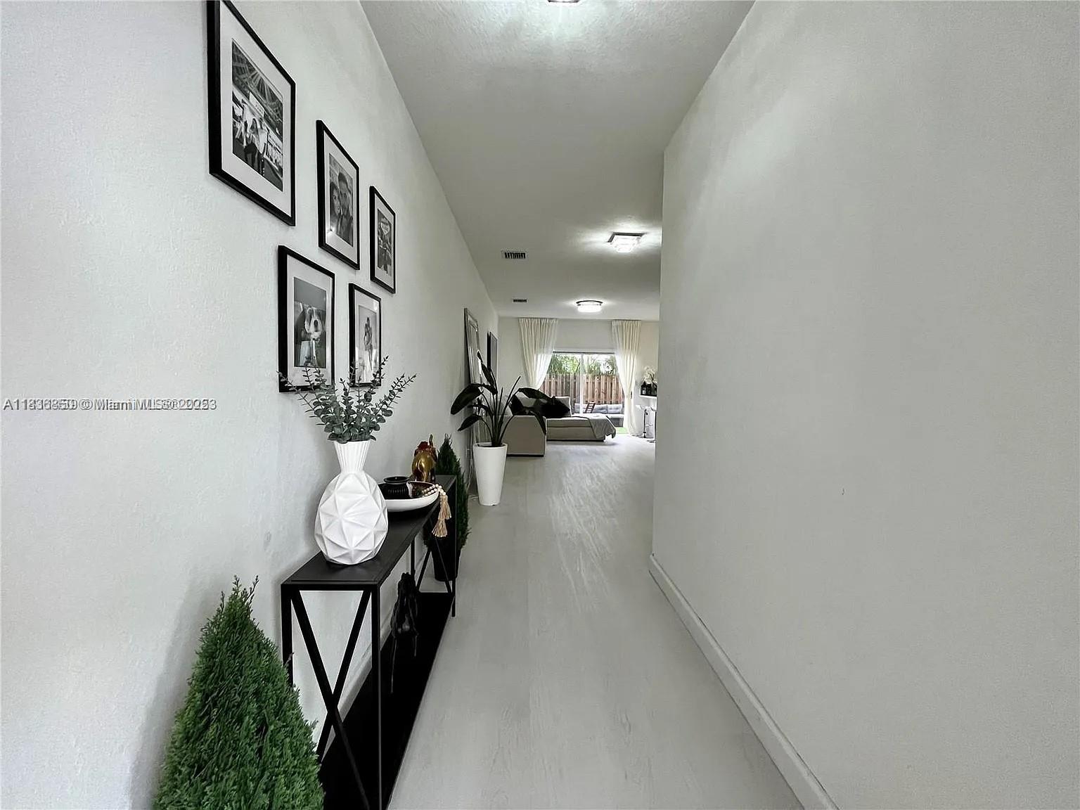 1214 NW 4th Ln #1214, Florida City, Florida image 2