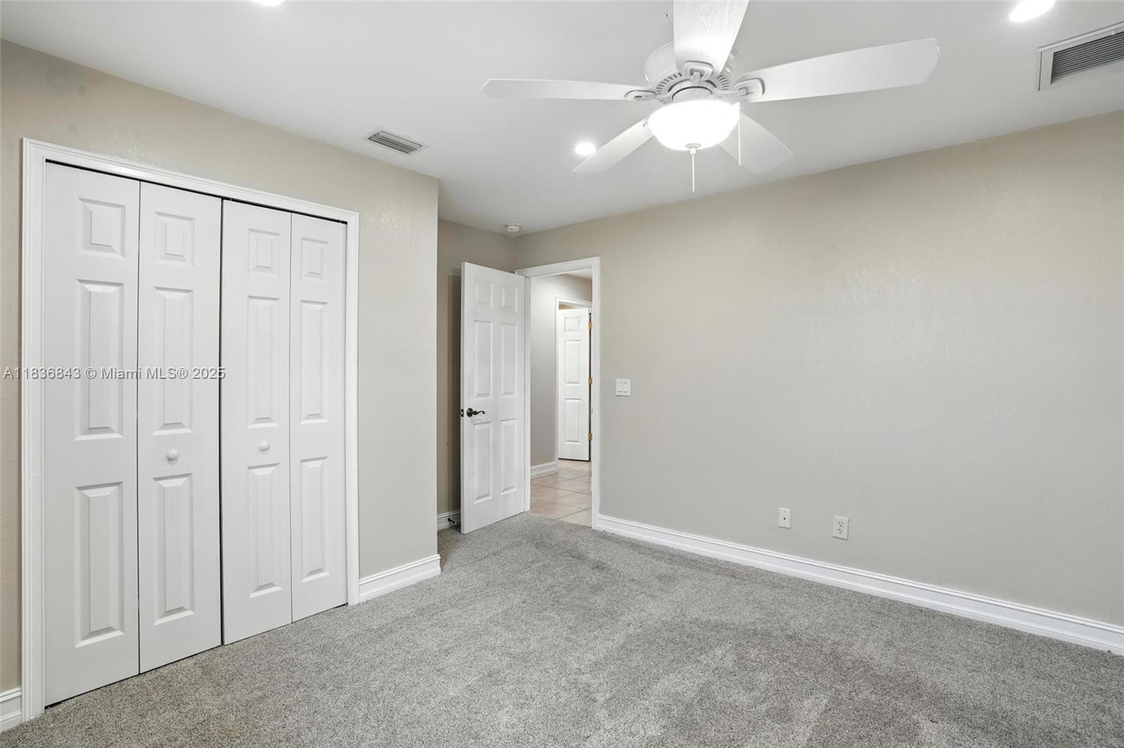 Residential, Cape Coral, Florida image 32