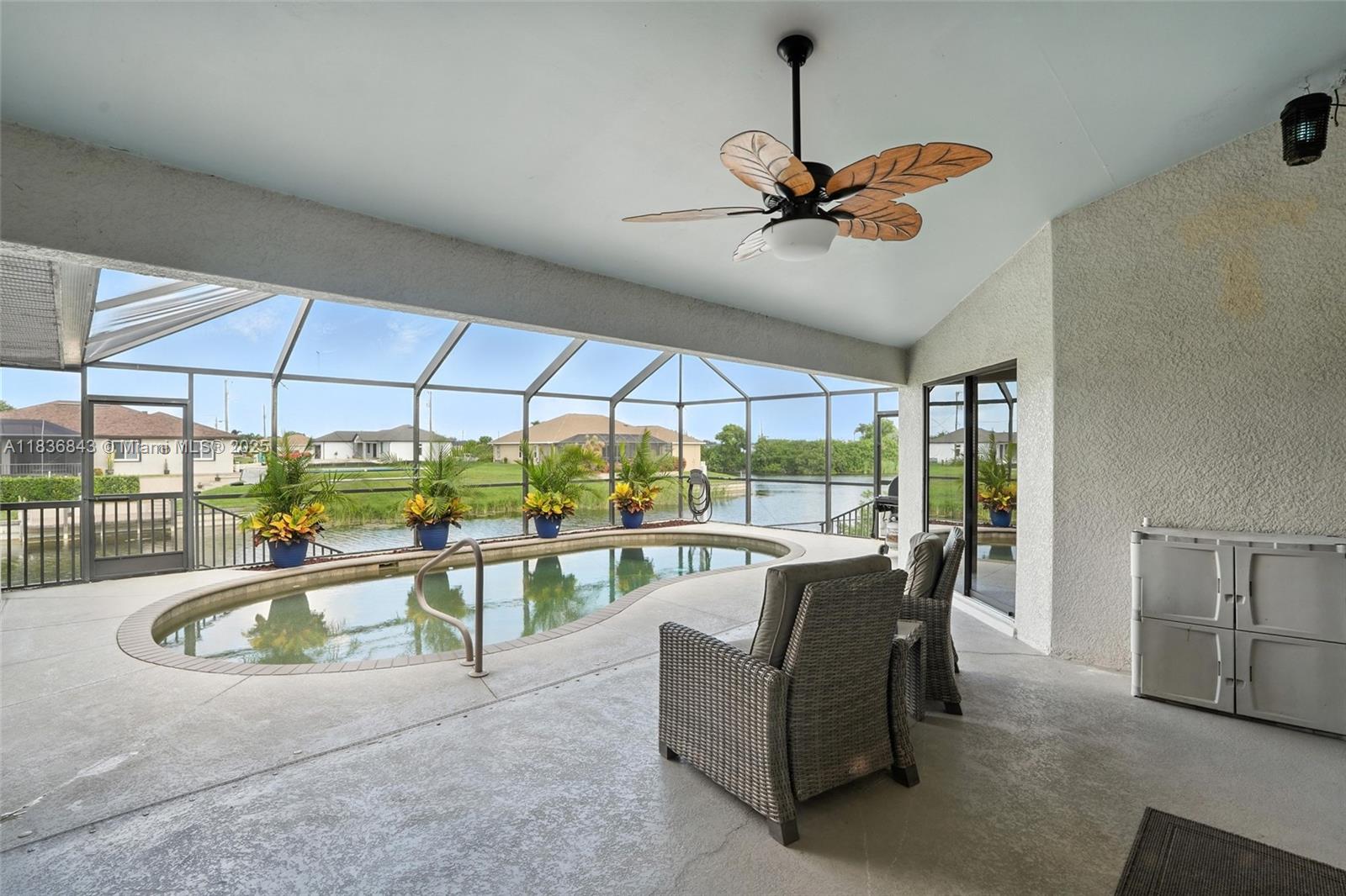 Residential, Cape Coral, Florida image 37