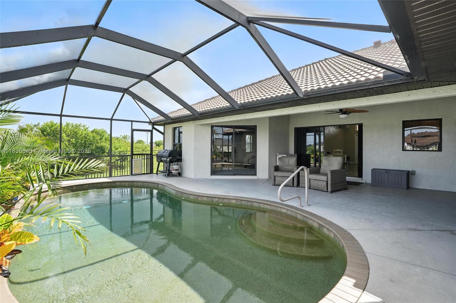 Residential, Cape Coral, Florida image 40