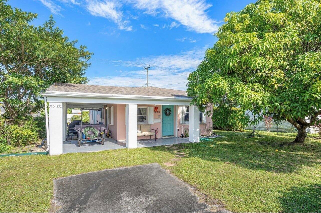 1679 NE 175th St, North Miami Beach, Florida image 1