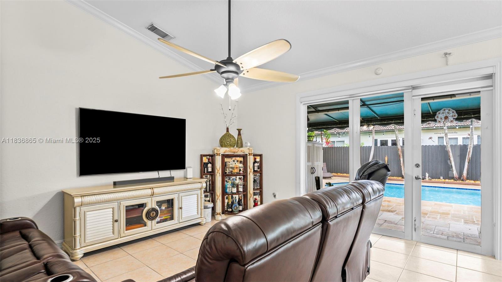 8775 NW 168th St, Miami Lakes, Florida image 19