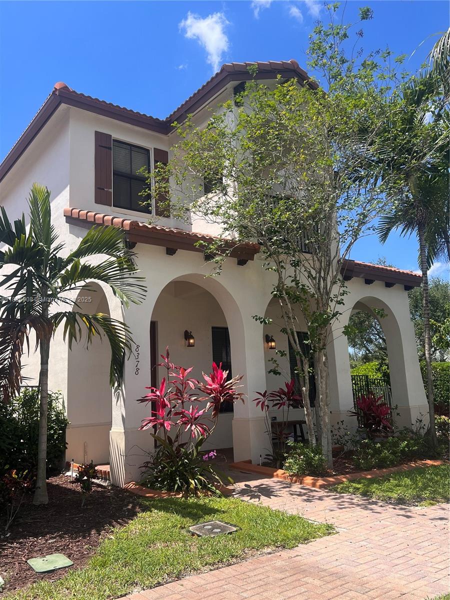 Property photo # 4