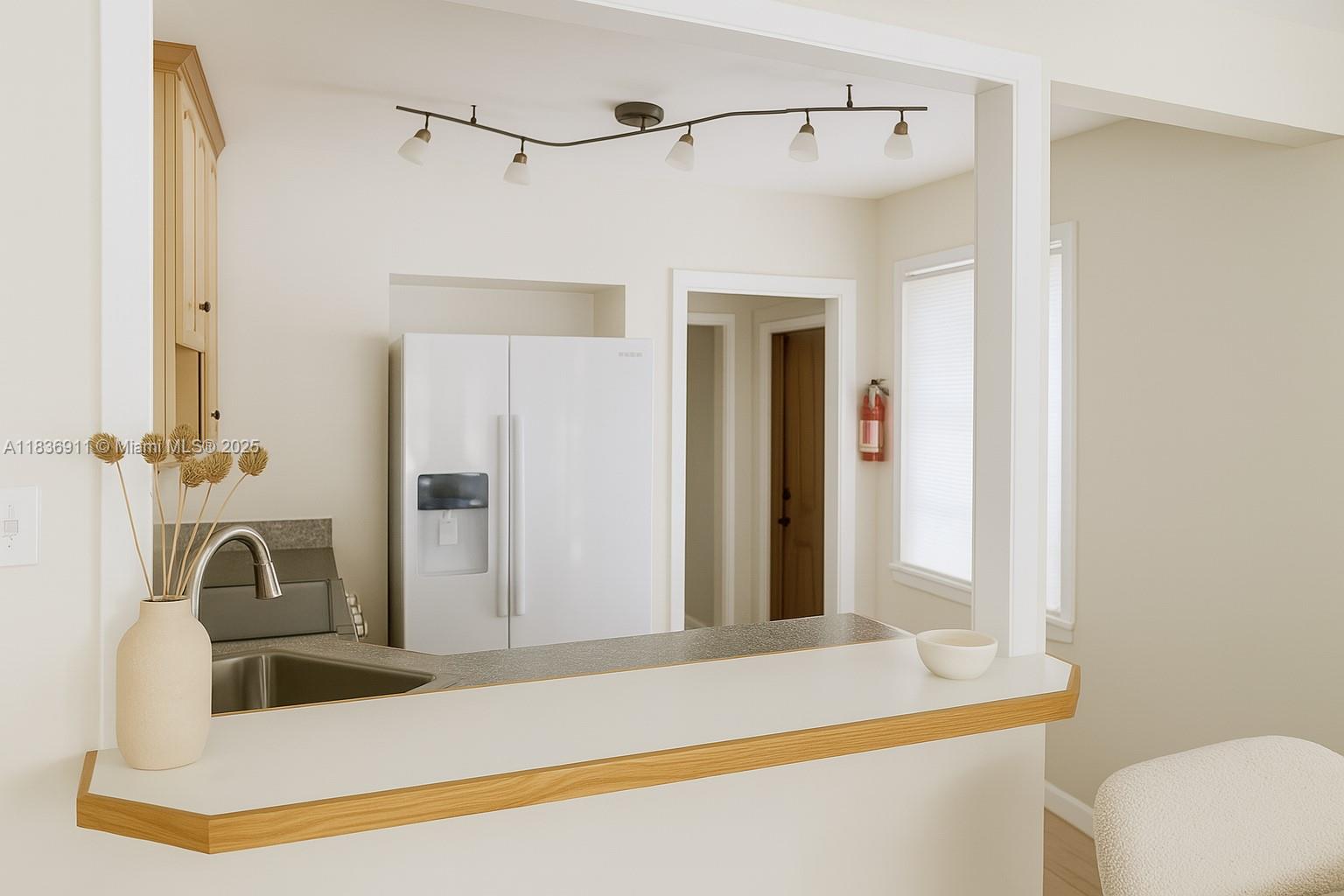 904 SE 13th St, Fort Lauderdale, Florida image 7