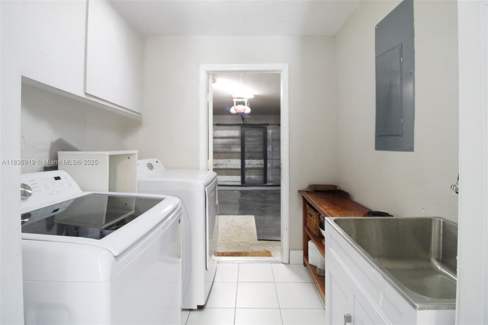 8490 SW 199th St, Cutler Bay, Florida image 31