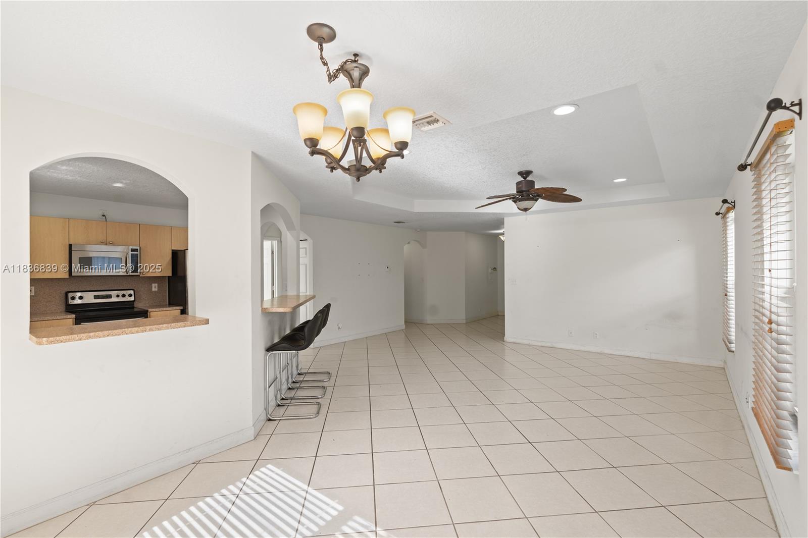 955 S 26th Avenue, Hollywood, Florida image 13