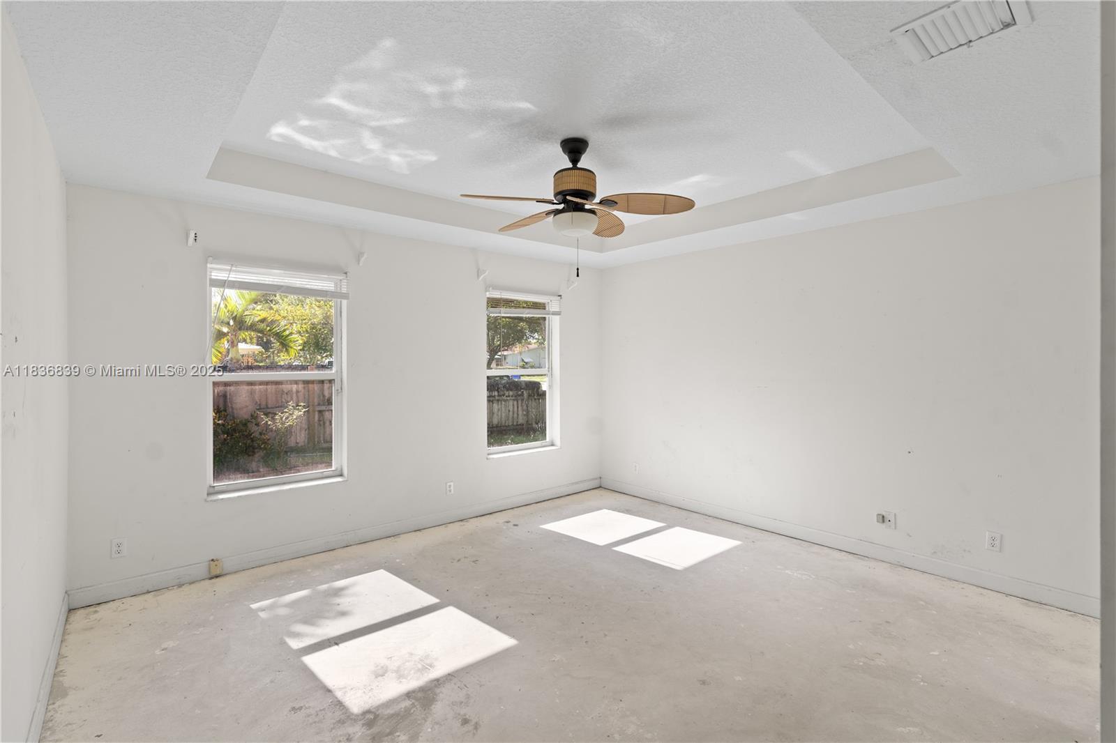 955 S 26th Avenue, Hollywood, Florida image 19
