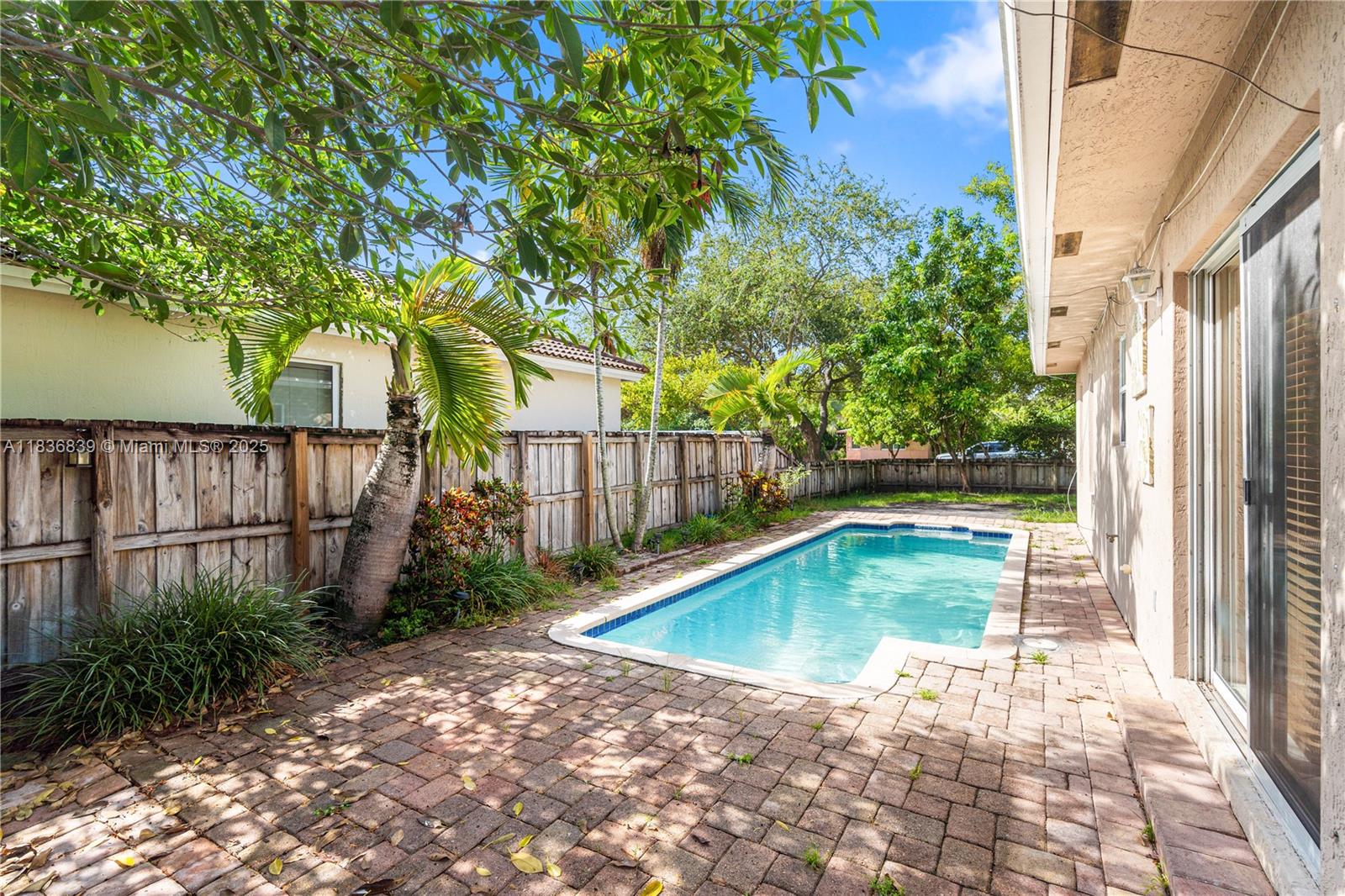955 S 26th Avenue, Hollywood, Florida image 6