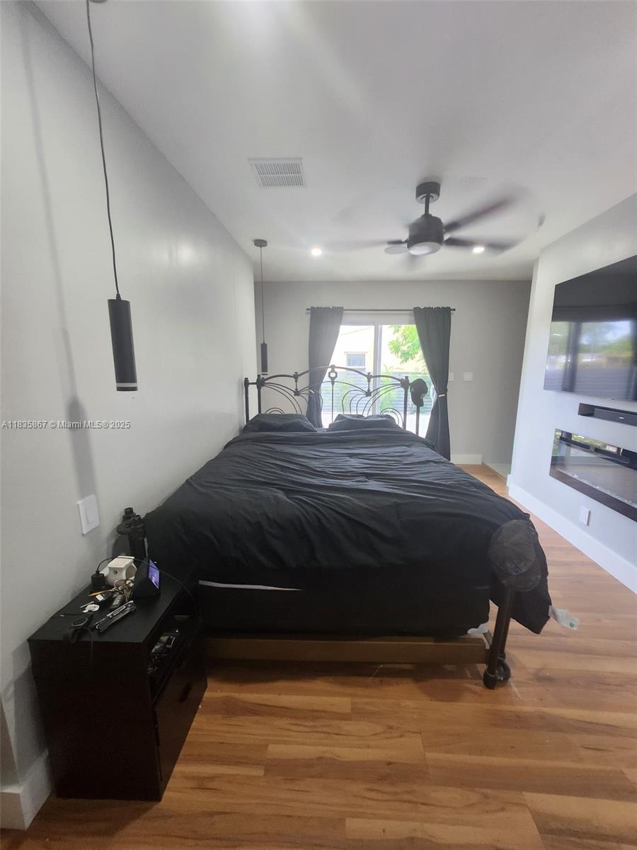 817 NW 17th St, Fort Lauderdale, Florida image 12