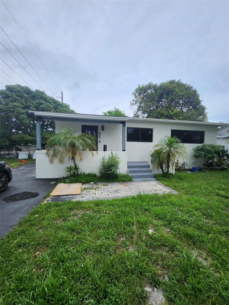817 NW 17th St, Fort Lauderdale, Florida image 2