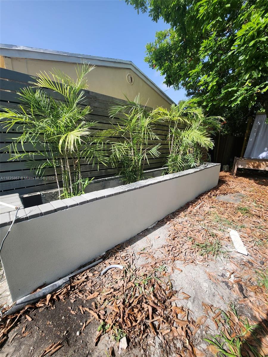 817 NW 17th St, Fort Lauderdale, Florida image 33