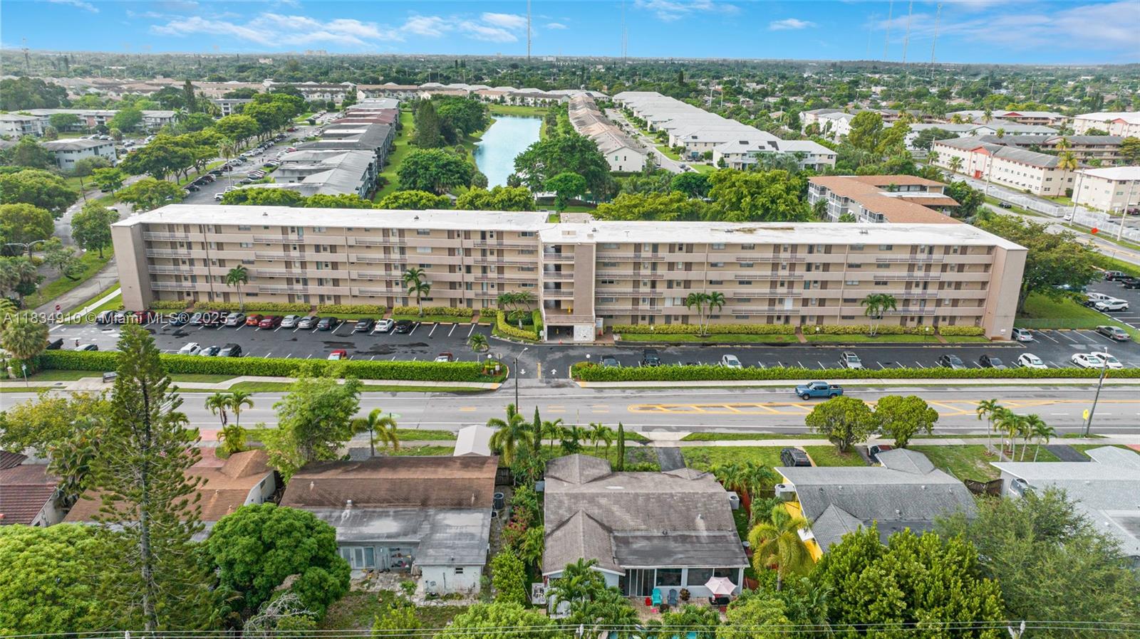 5100 Washington St #211, Hollywood, Florida image 1