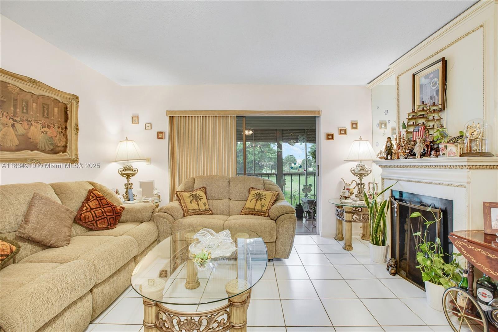 5100 Washington St #211, Hollywood, Florida image 2