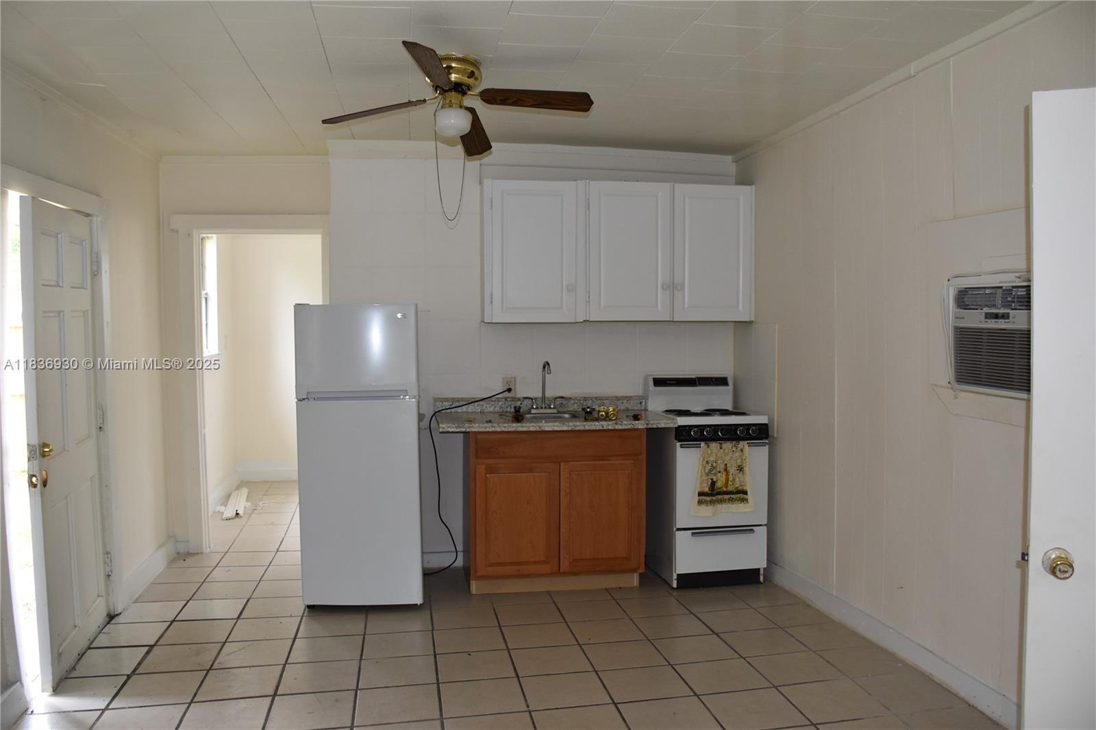 2611 Hiawatha Ave, Sanford, Florida image 2