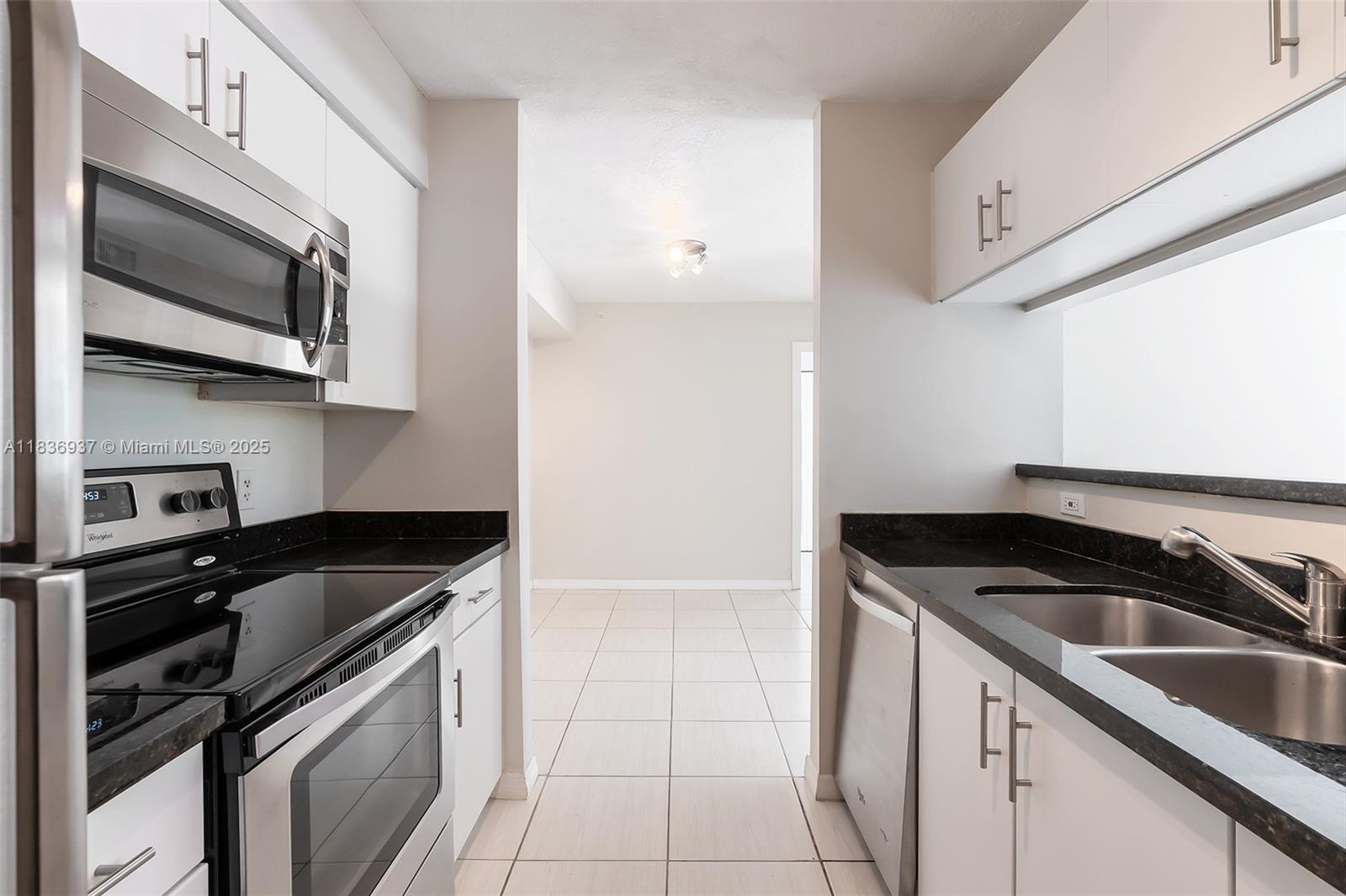 12136 Saint Andrews Pl #204, Miramar, Florida image 11