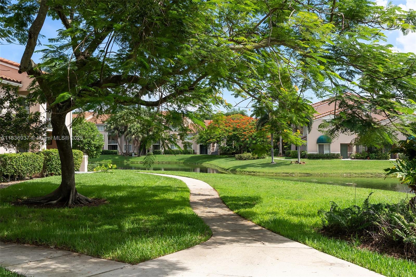 12136 Saint Andrews Pl #204, Miramar, Florida image 20