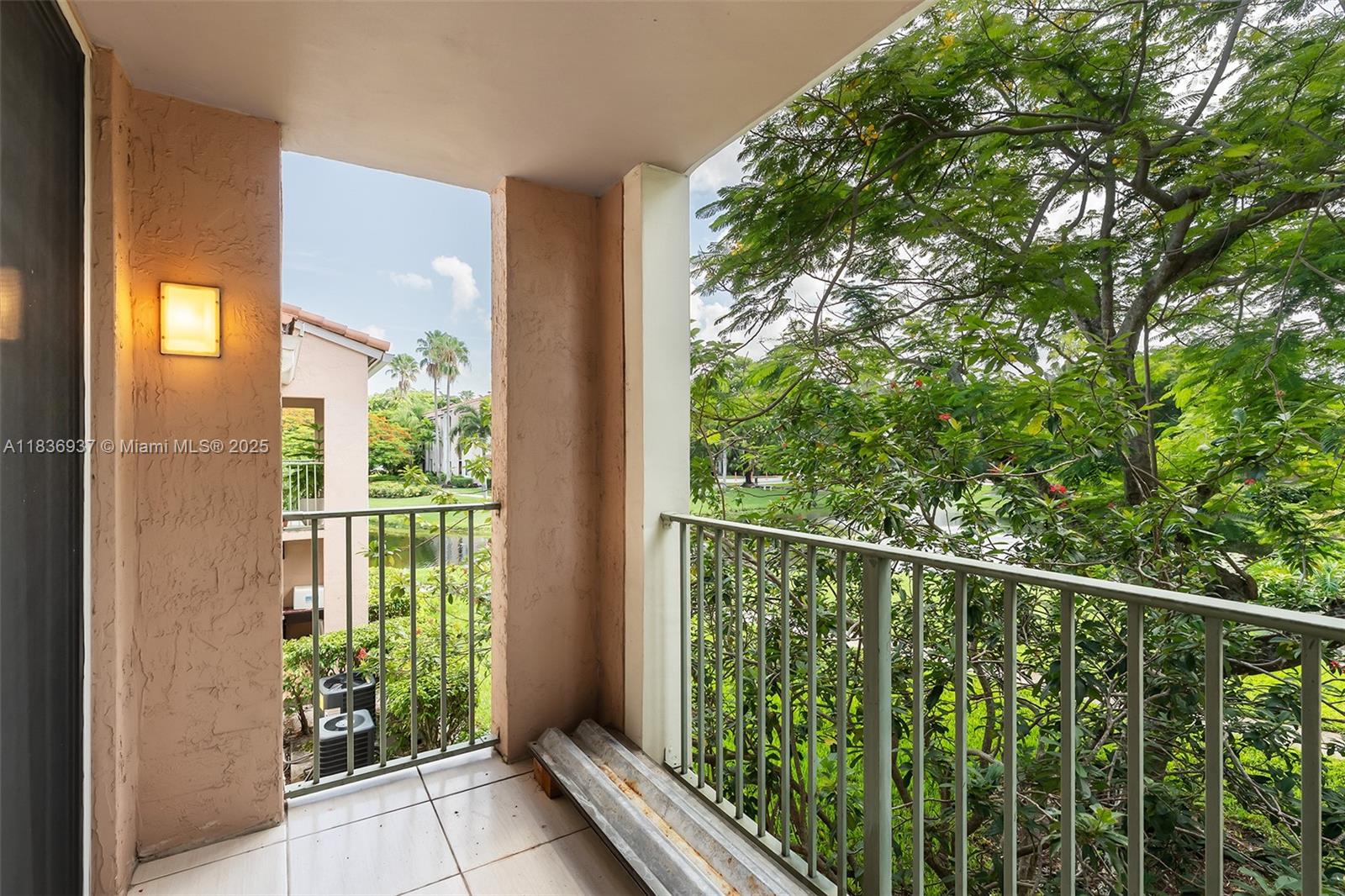 12136 Saint Andrews Pl #204, Miramar, Florida image 5