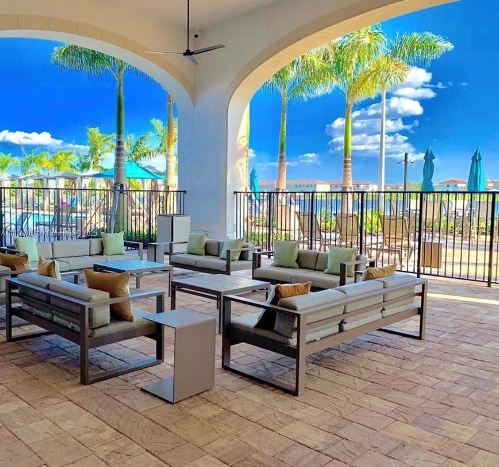 10498 W 33rd Way, Hialeah, Florida image 27