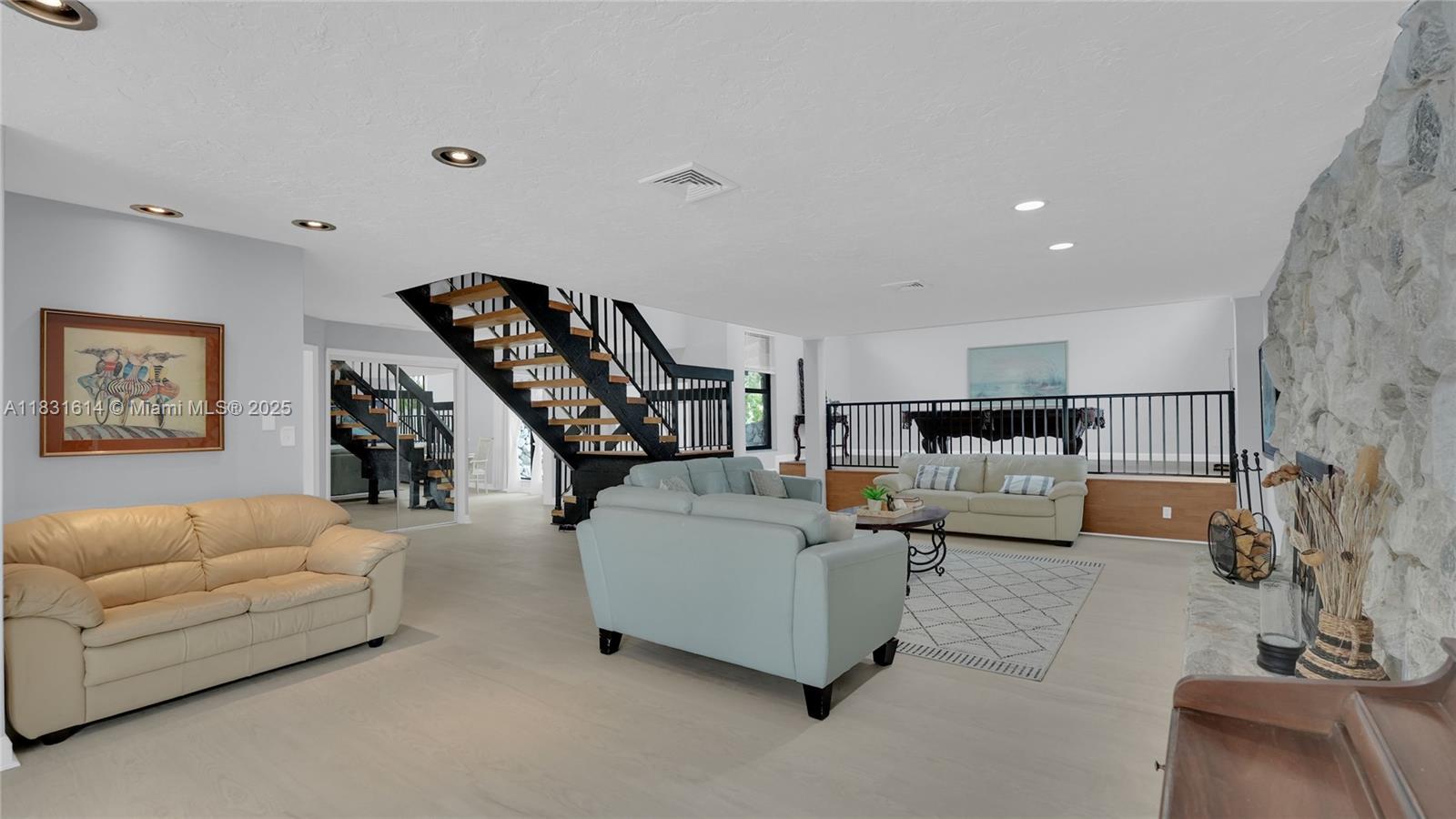 540 SW 101st Ave, Plantation, Florida image 32