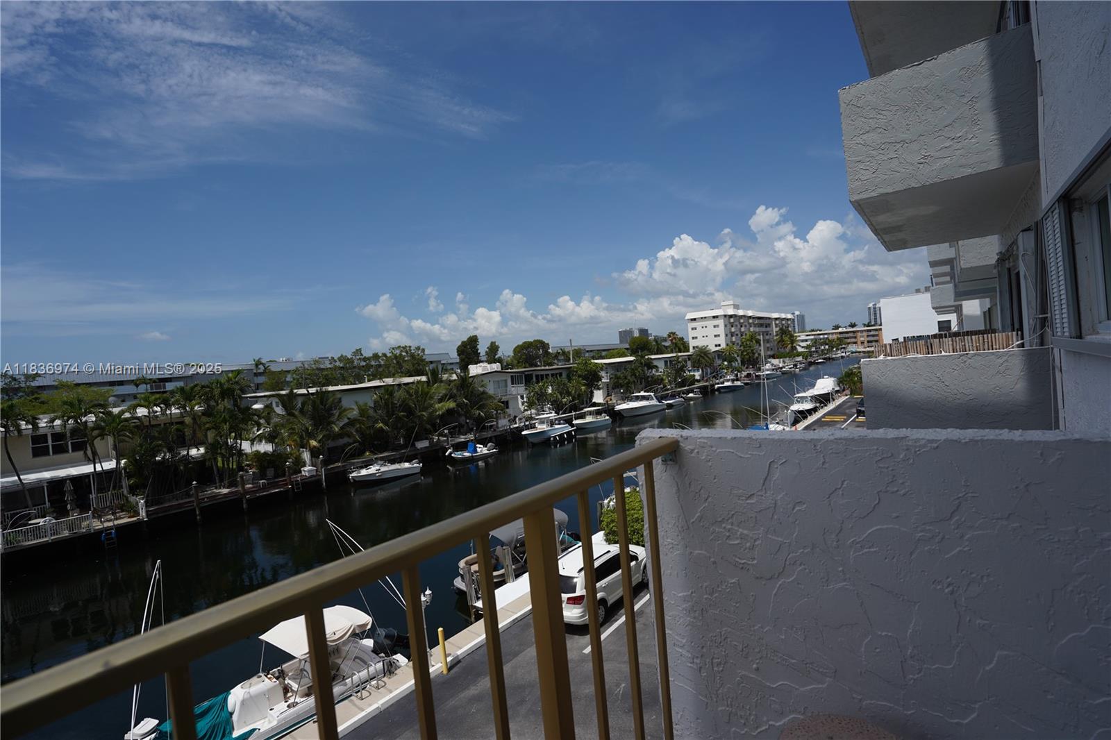 3770 NE 171st St #302, North Miami Beach, Florida image 2