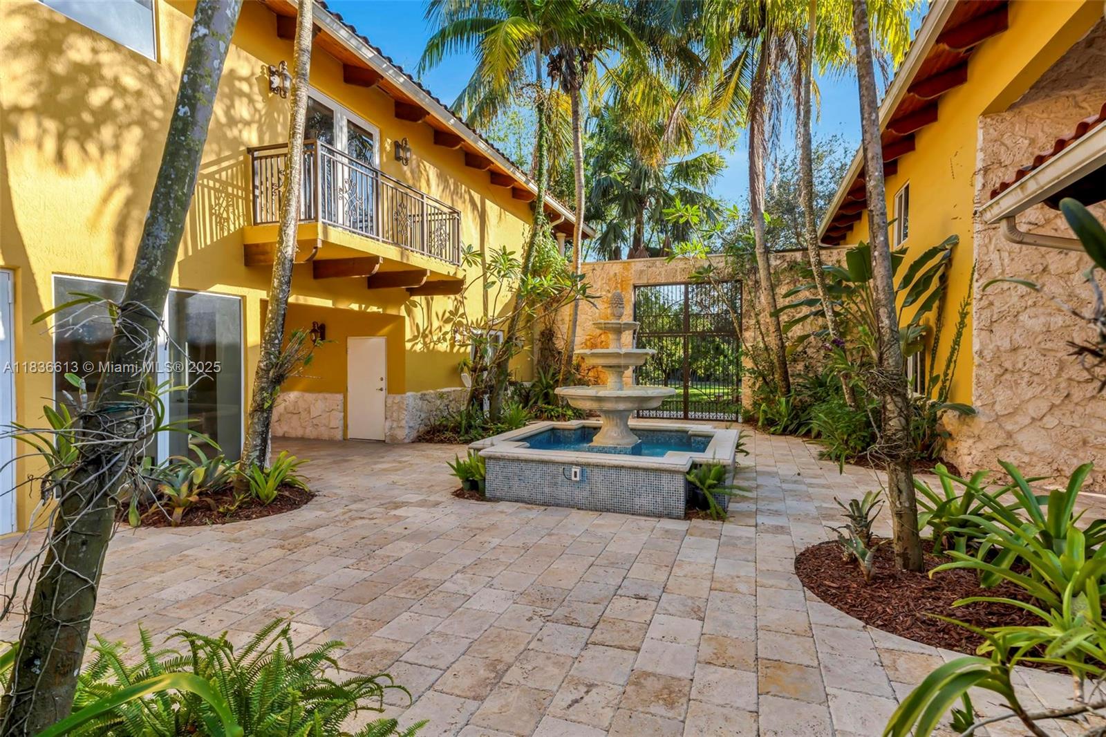 5800 SW 178th Ave, Southwest Ranches, Florida image 2