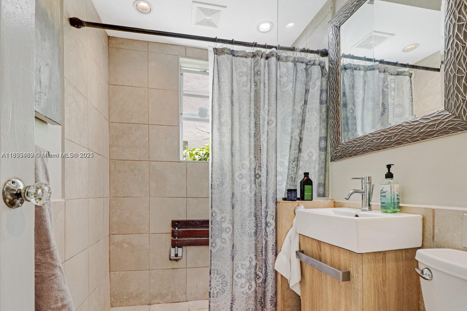 1250 Drexel Ave #7, Miami Beach, Florida image 24