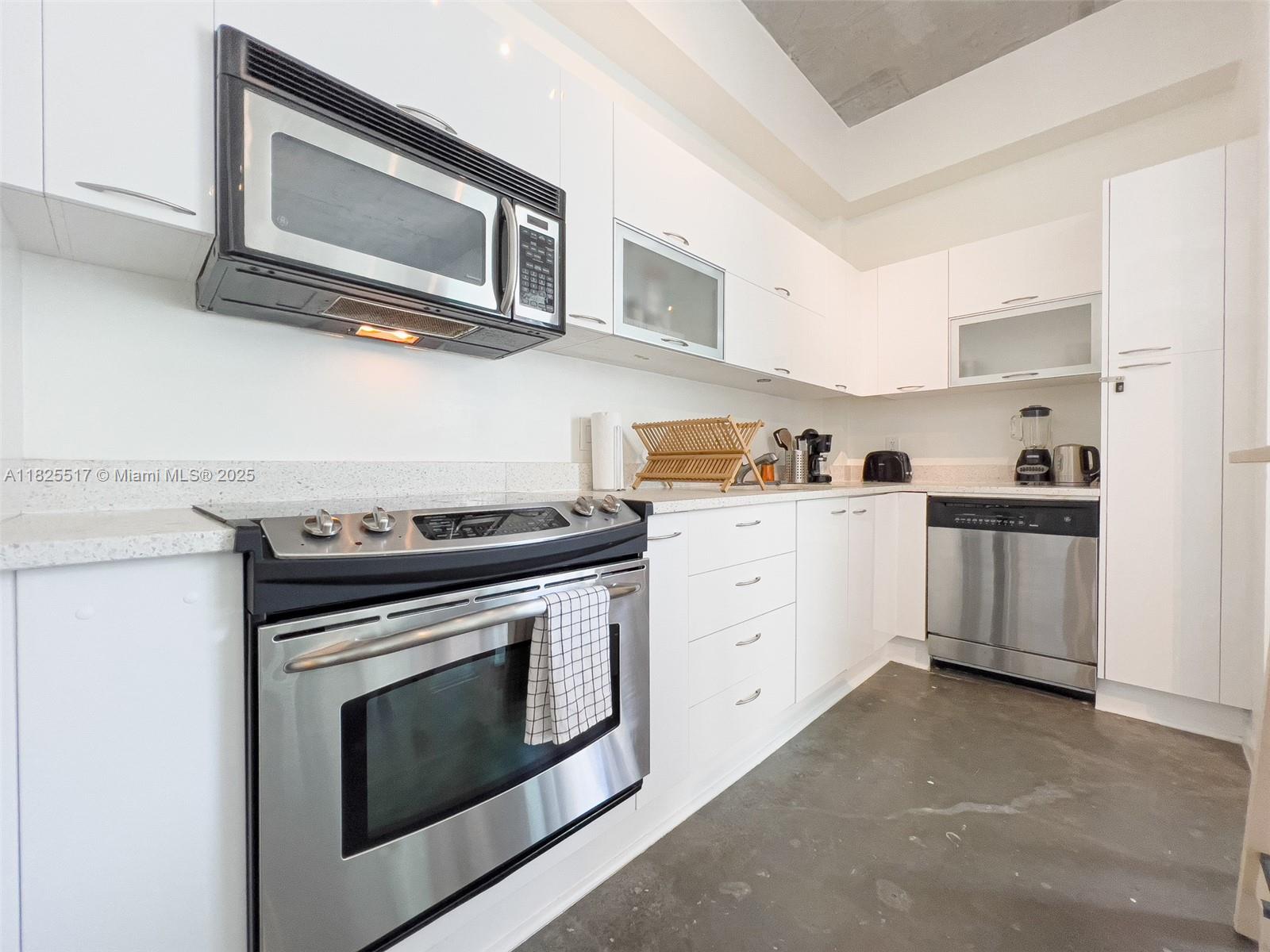 Property photo # 8