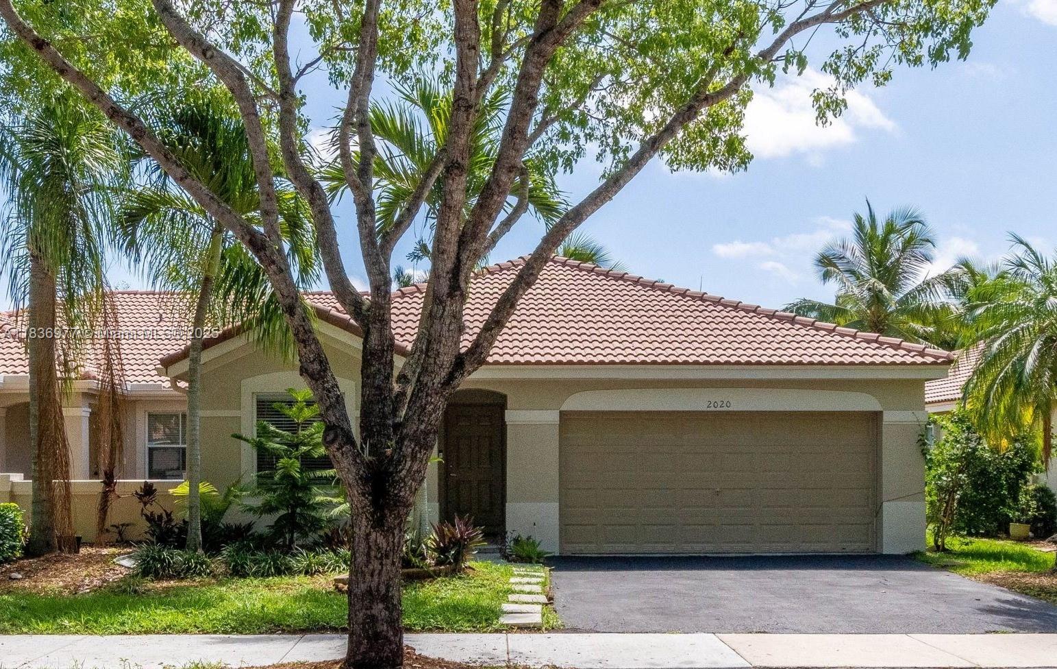 2020 Andromeda Ln, Weston, Florida image 1